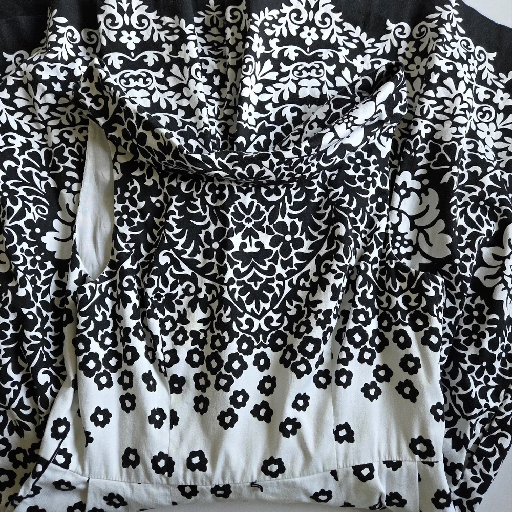 Donna Morgan Black and White Floral Dress - Picture 5 of 12